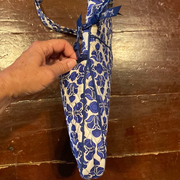 NWOT Vera Bradley Crossbody (Discolored Strap) - Picture 15 of 16